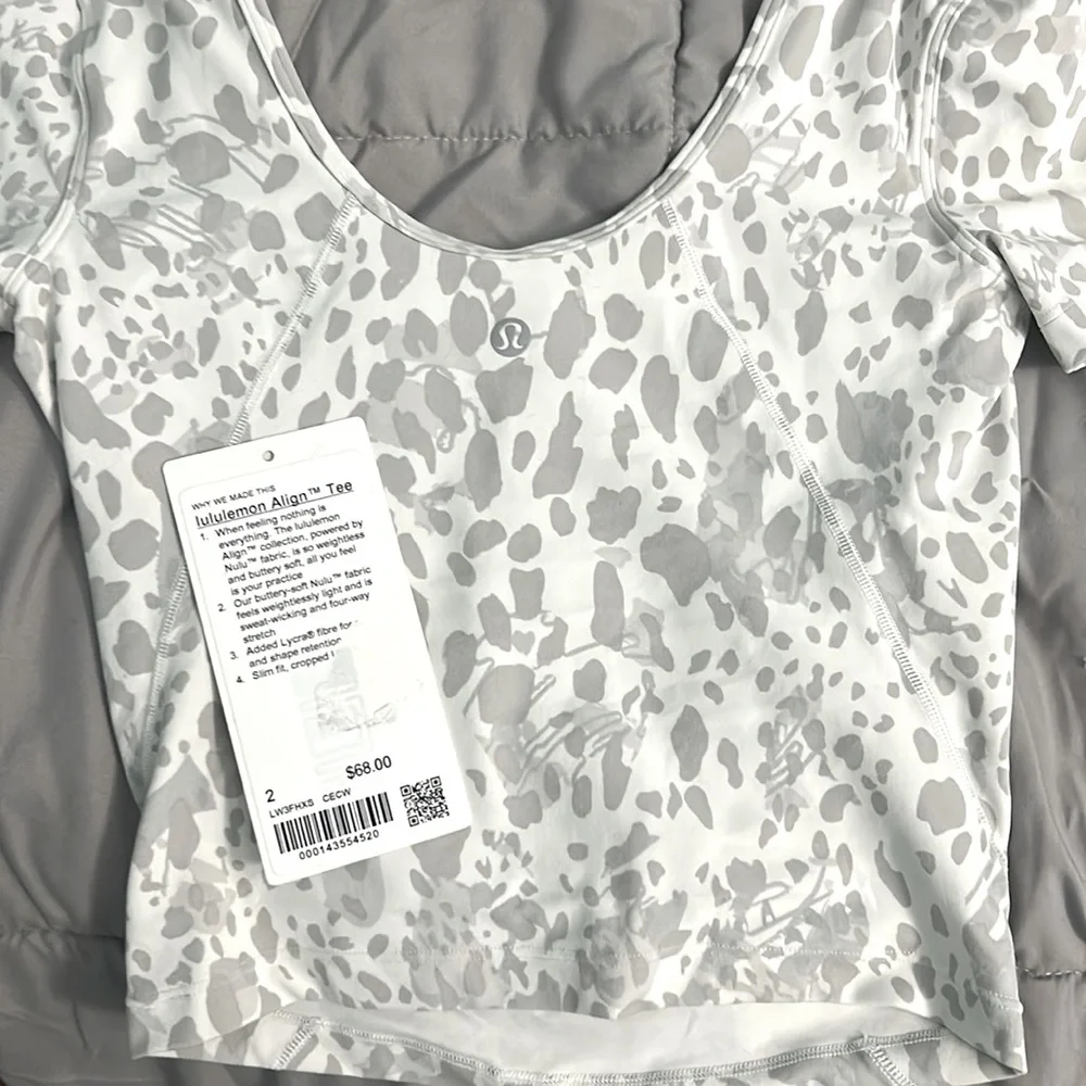 lululemon Align Tee - Picture 2 of 3